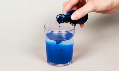 Cómo construir una clepsidra con una botella de plástico vieja y unas cuantas herramientas.